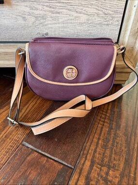 Giani Bernini Burgundy Crossbody with Tan Trim